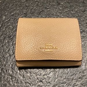 Coach Trifold Pebble leather with Expanded Coin Pouch